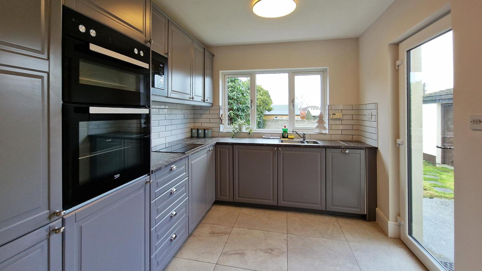Holiday home 2 Minute Walk To Luas Dublin