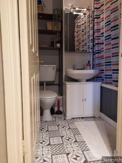Charming Pheonix Parkside Flat Apartment