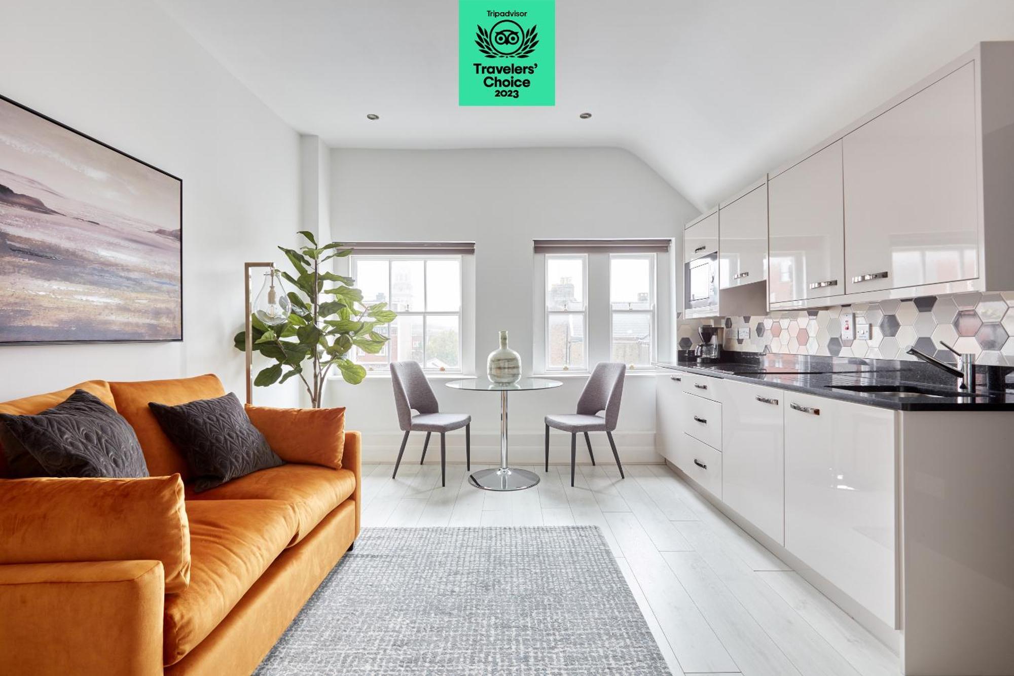 Sonder Mountjoy Square Aparthotel 4*