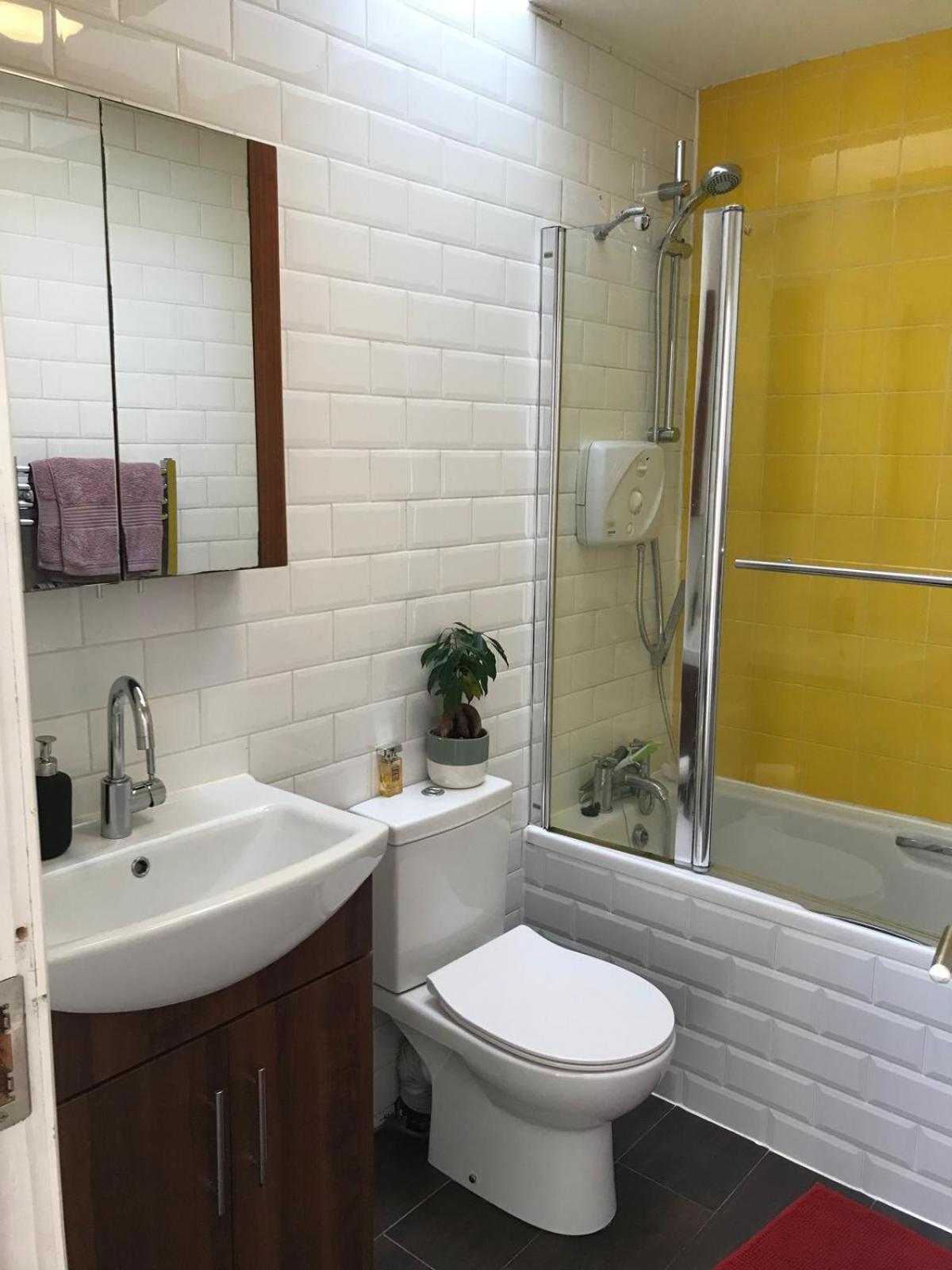 Apartment Spacious 3 Bed Townhouse In 12 Dublin