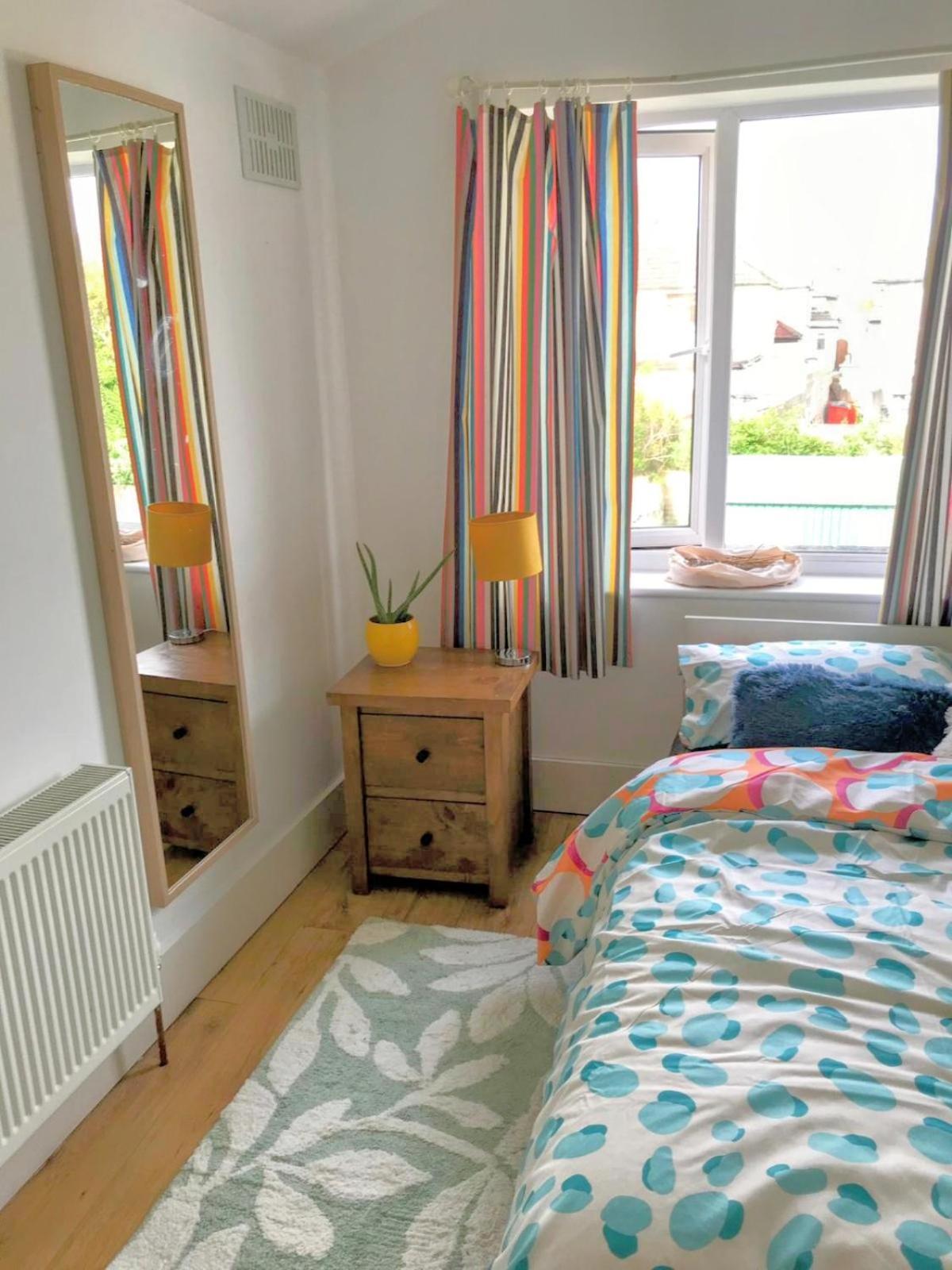 Spacious 3 Bed Townhouse In 12 Apartment