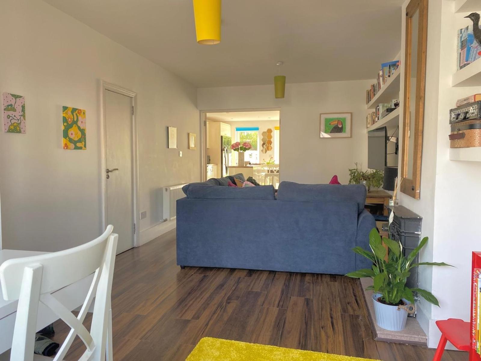 Spacious 3 Bed Townhouse In 12 *