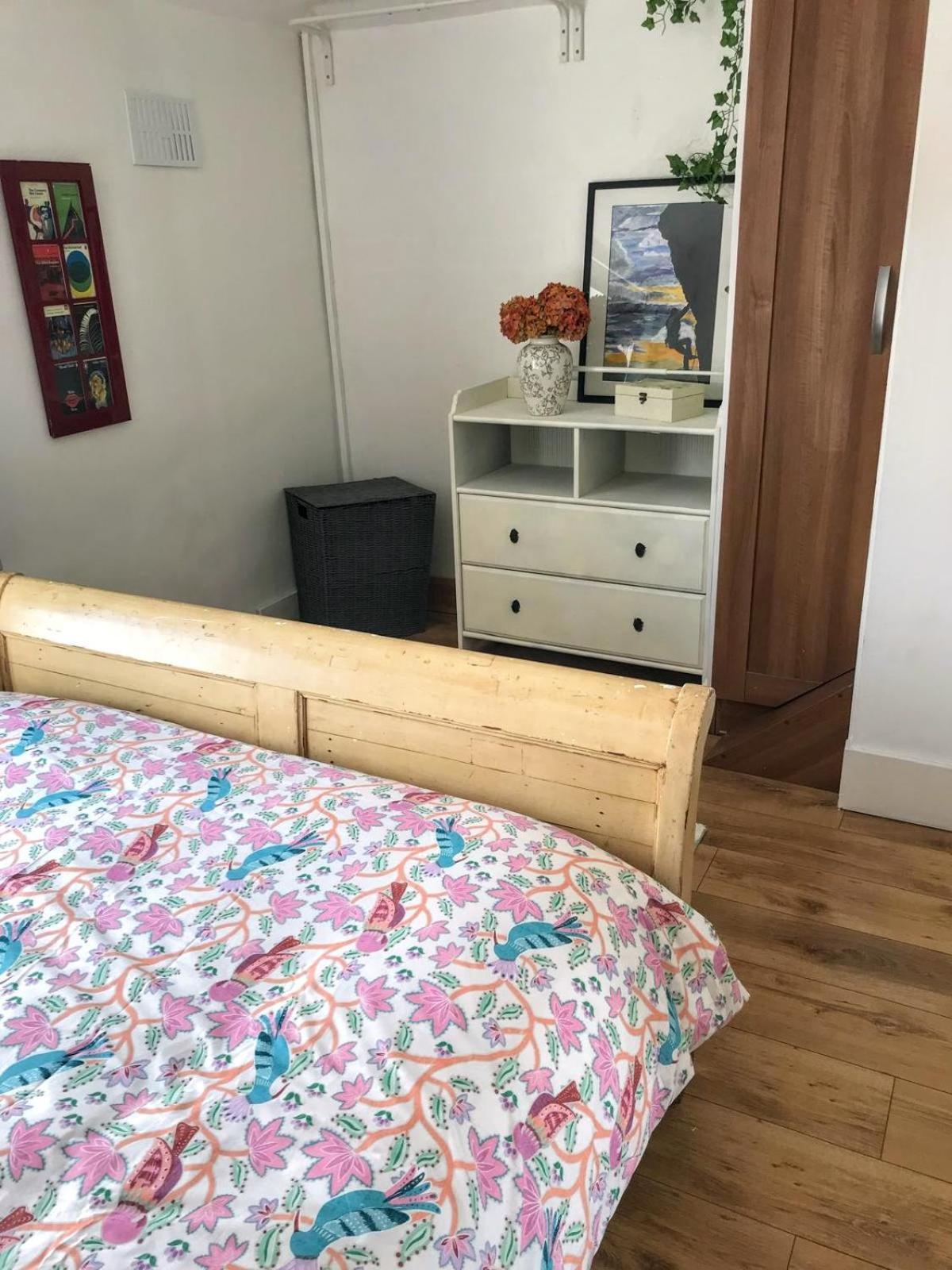 Spacious 3 Bed Townhouse In 12 Dublin