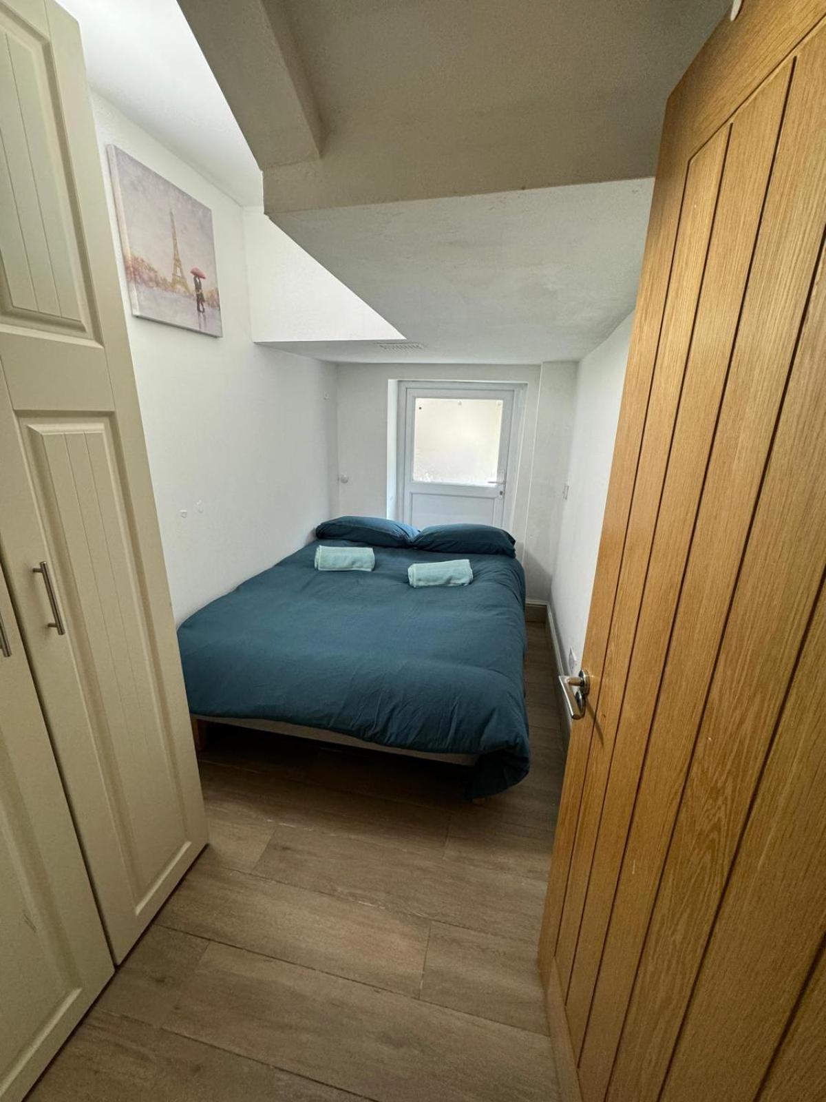Guest house Cosy Double In City Center - 2