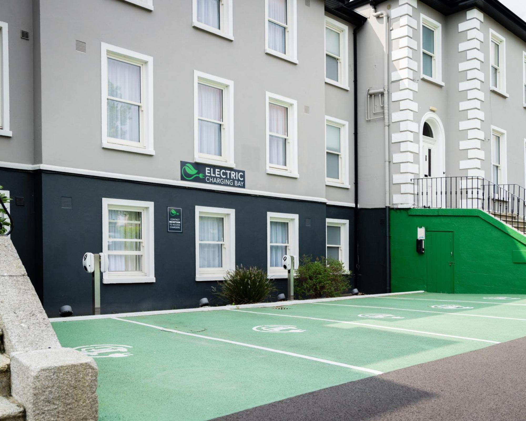 The Sandymount 4*