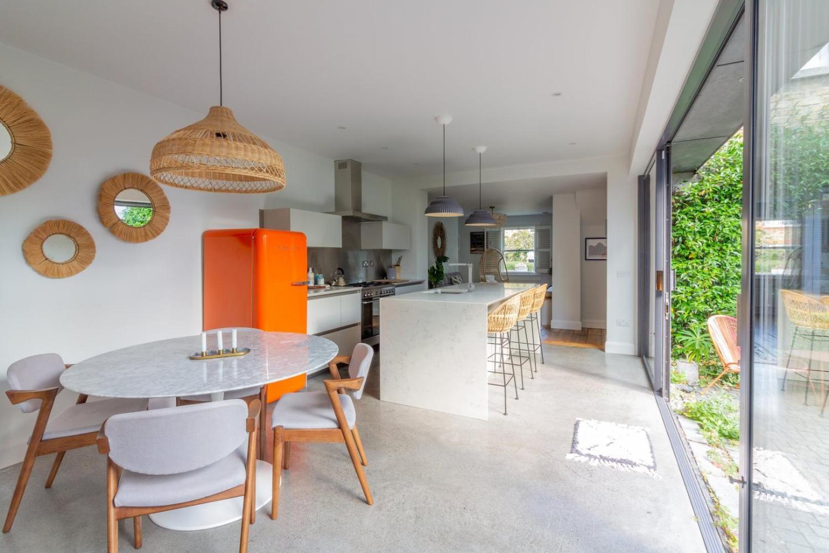 Guestready - Modern In Glenageary * Dublin