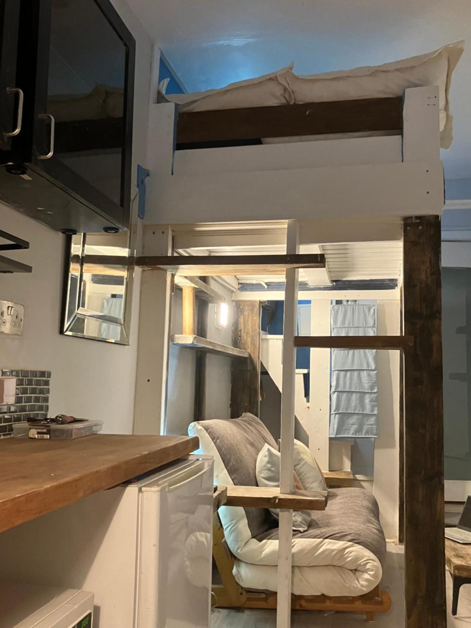 Apartment At 39 Dublin