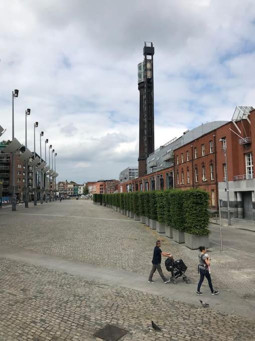 City Centre Apt With Balcony Great Location & Neighborhood Dublin