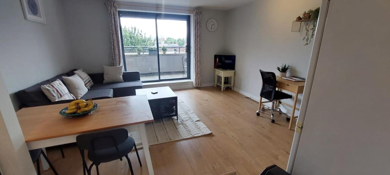 Spacious 1bd In Centre 9mins To Jervis Dublin