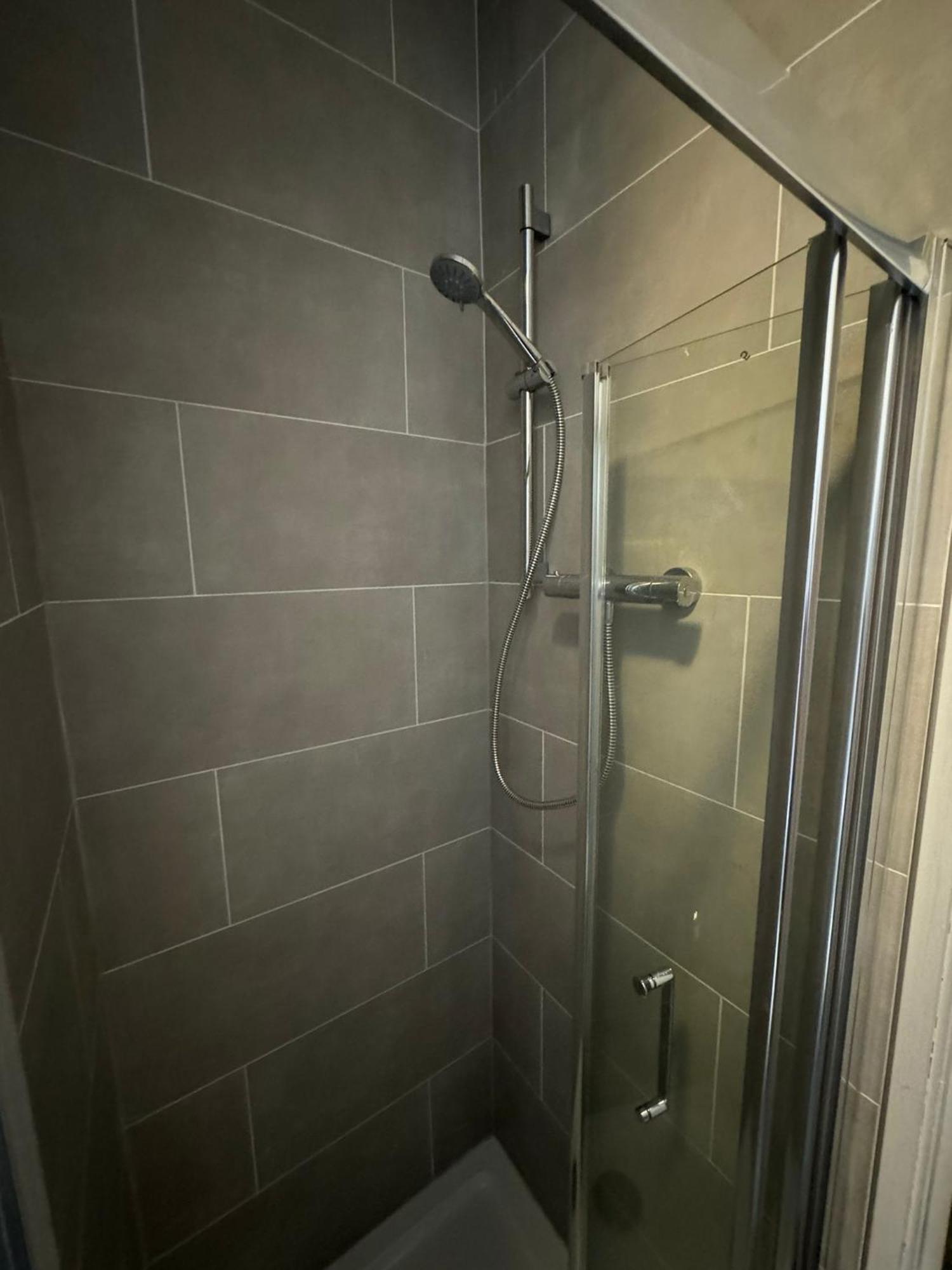 Superb Double Room Near Croke Park - 3 Guest house Dublin