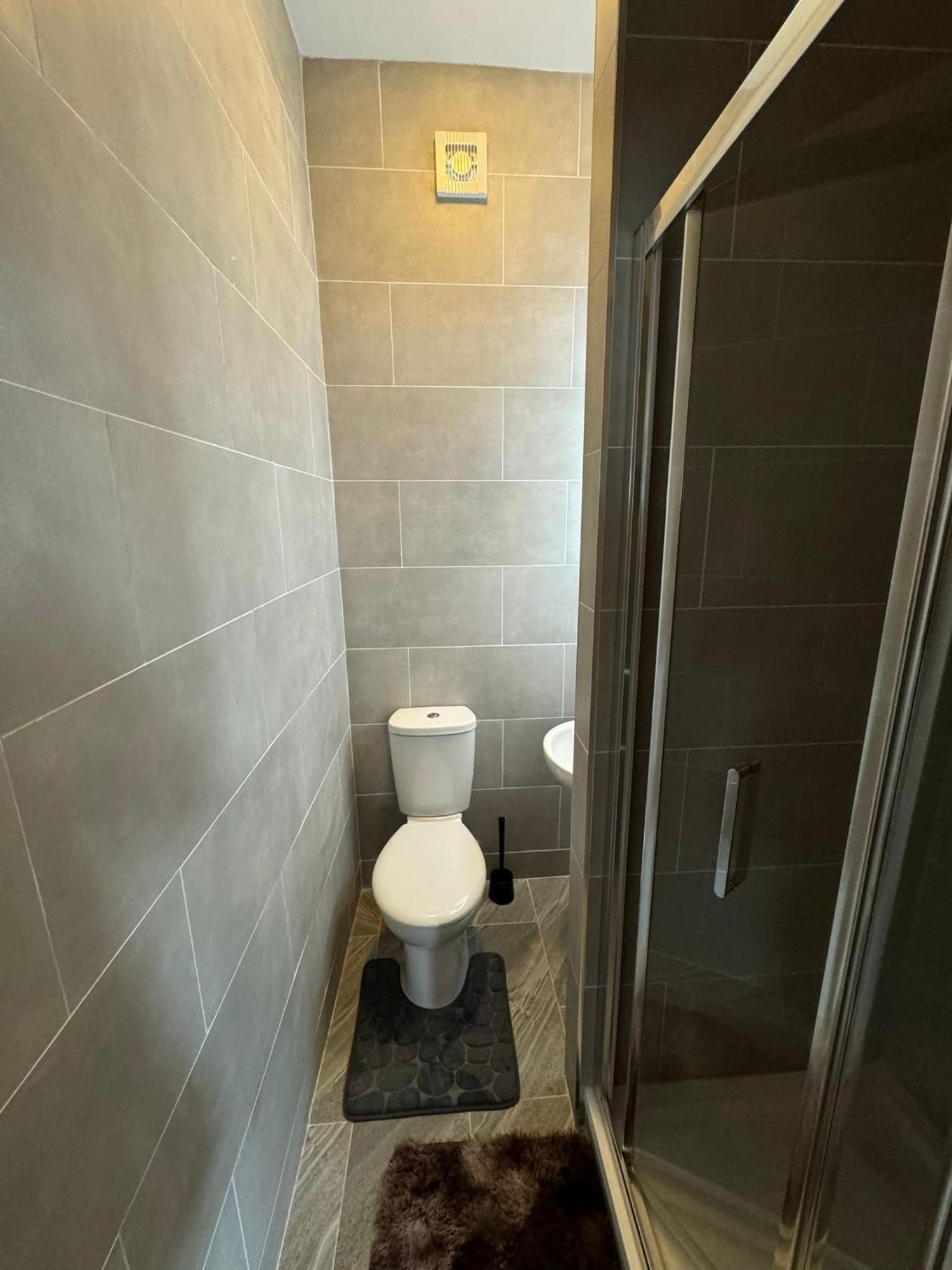 Superb Double Room Near Croke Park - 3 Guest house