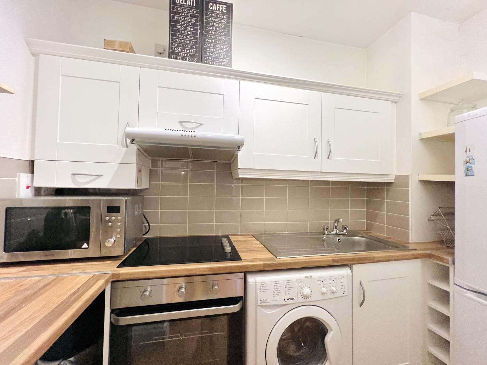Apartment One Bedroom In Centre *