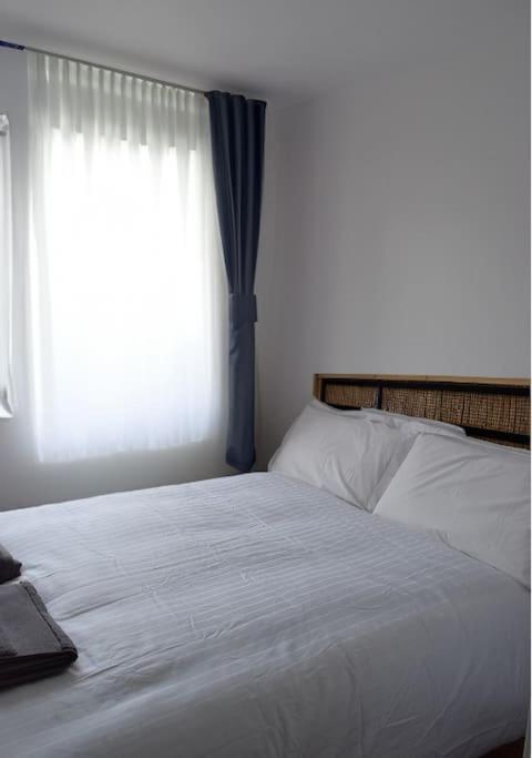 Centre Next To Temple Bar 3 Bed Apartment