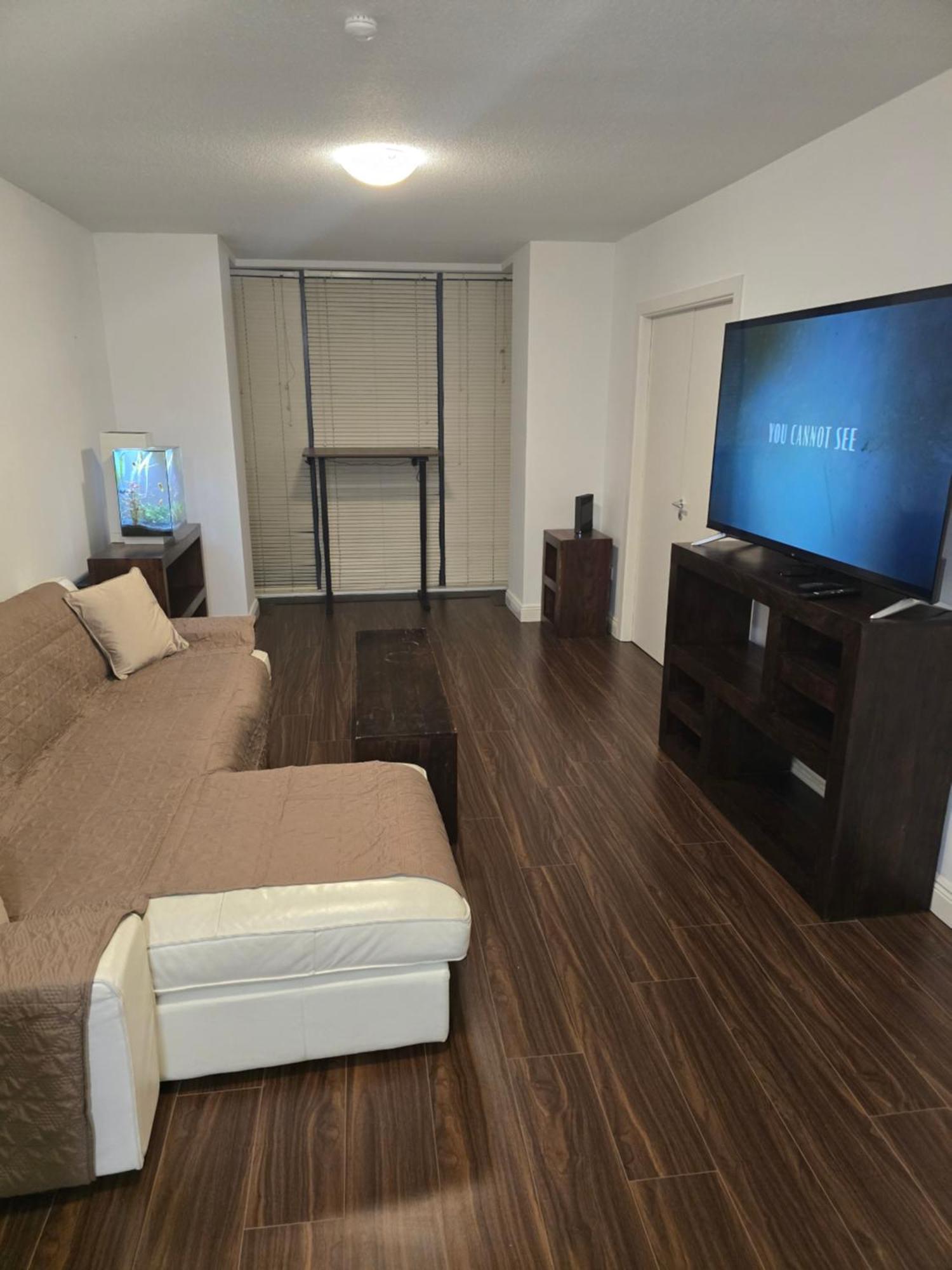 Apartment Free Private Transport From Any Port *