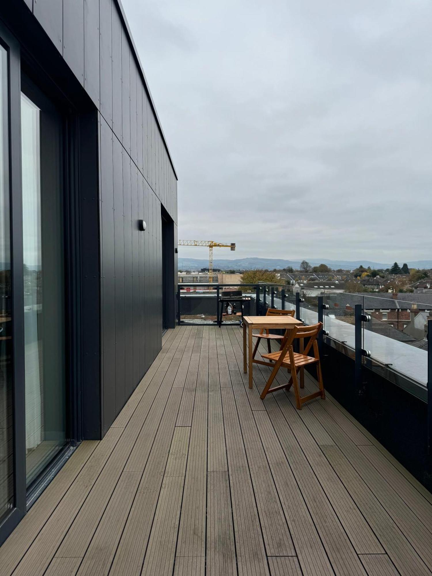 Luxurious Penthouse Homestay Dublin