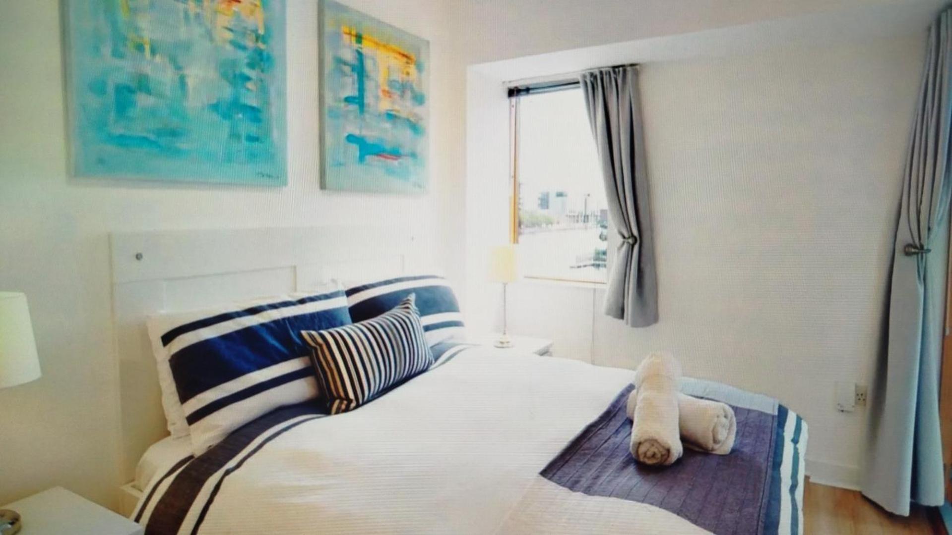 Docks 22 Guest house *