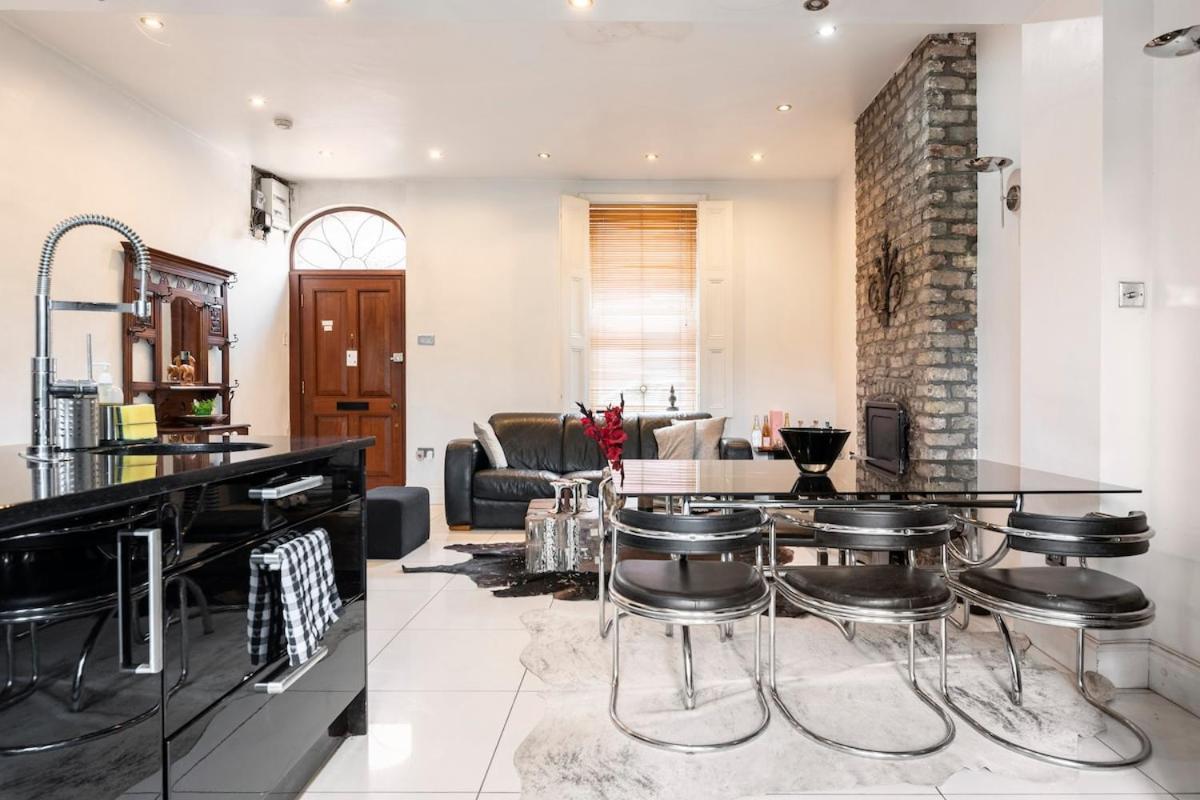Homestay Serres' Dublin