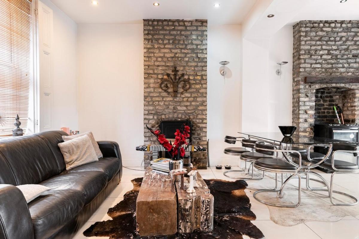 Serres' Homestay Dublin