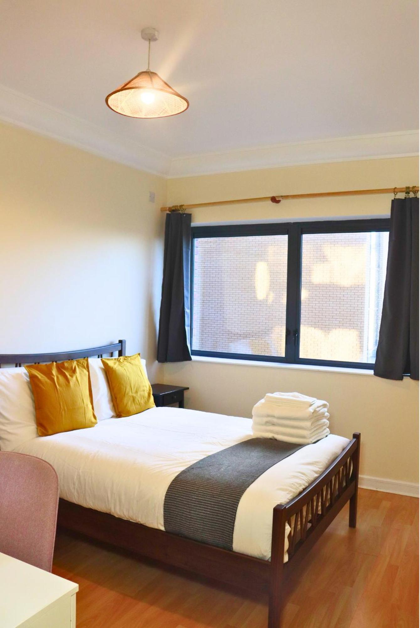 Emerald Escape Flat Near Ifsc Apartment