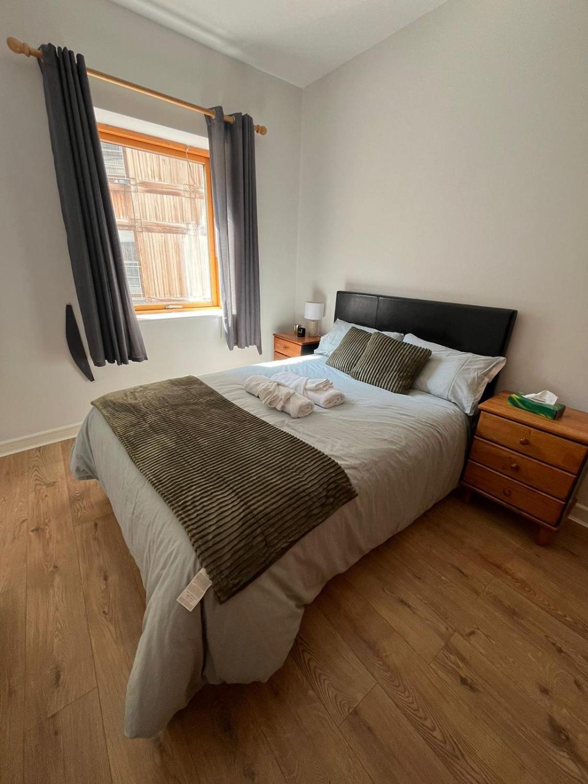 Entire In Heart Of Apartment