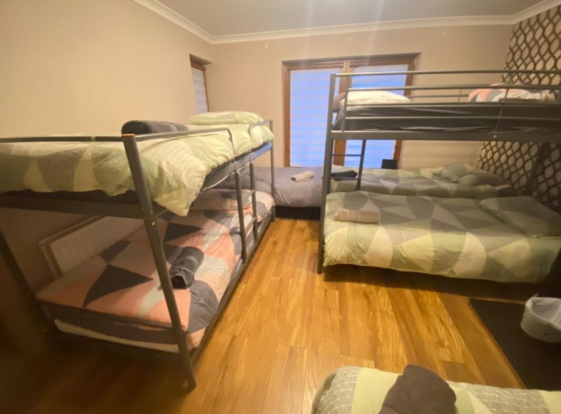 Guest house Airport To Sleep, Kitchen Only 7 Days Reservation, Mix Dublin