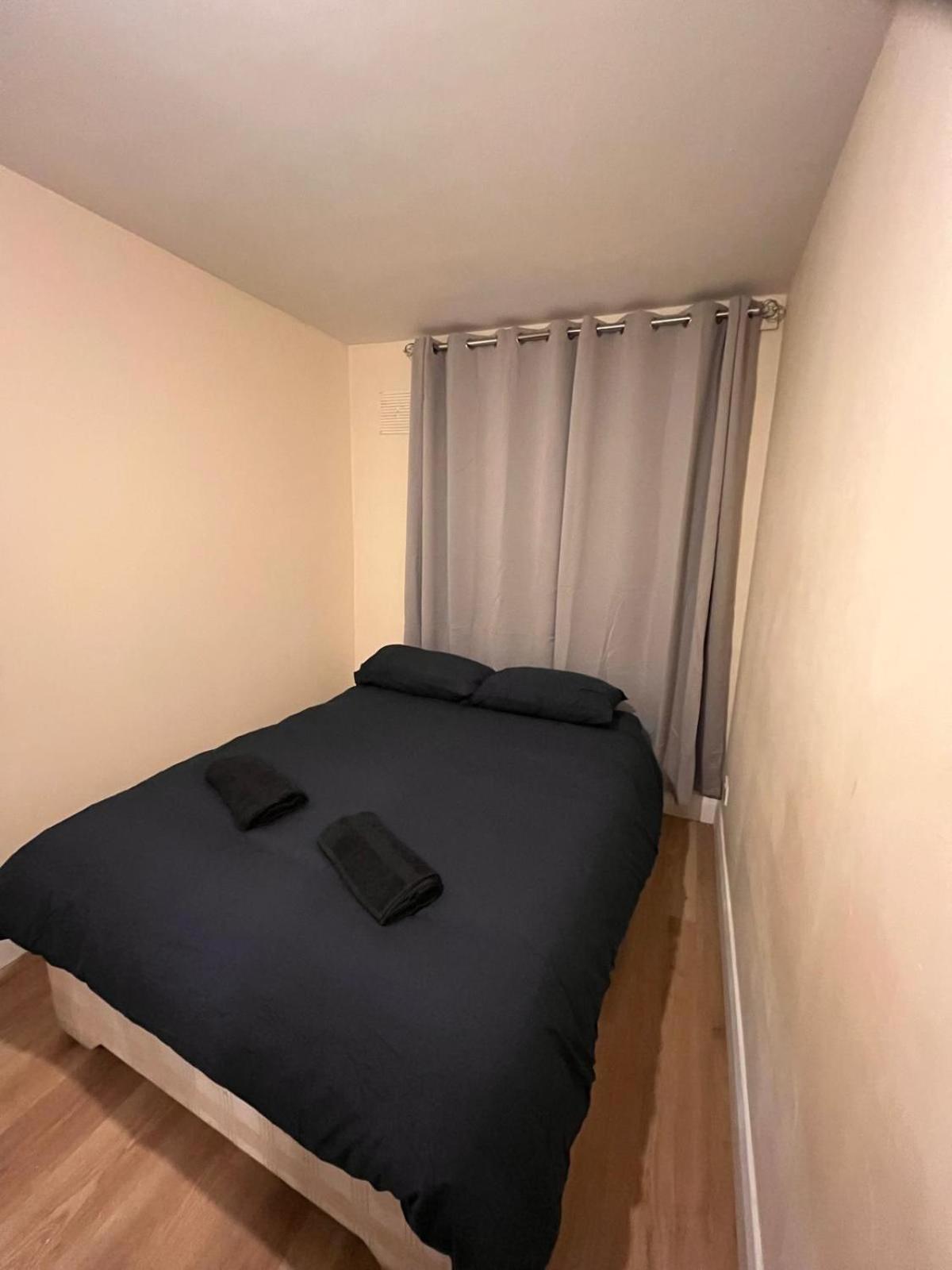 Superb Double Near The Spire - 2 Guest house