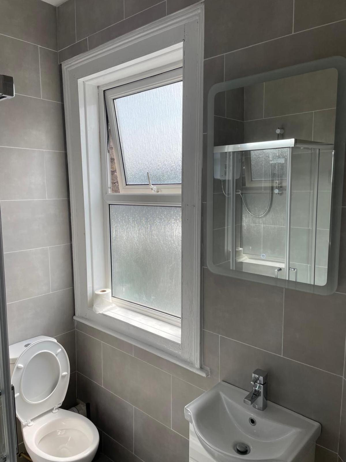 Superb Double Room Near Croke Park - 3