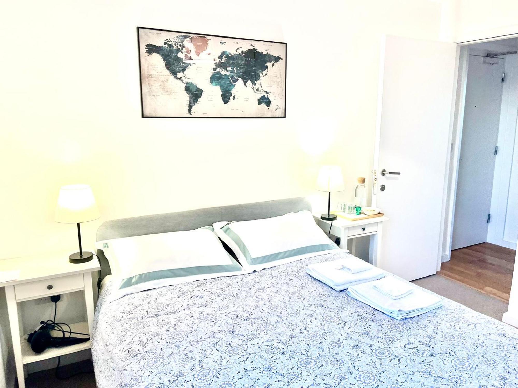 Apartment Elegant Entire In Dublin's Royal Canal- Peaceful &
