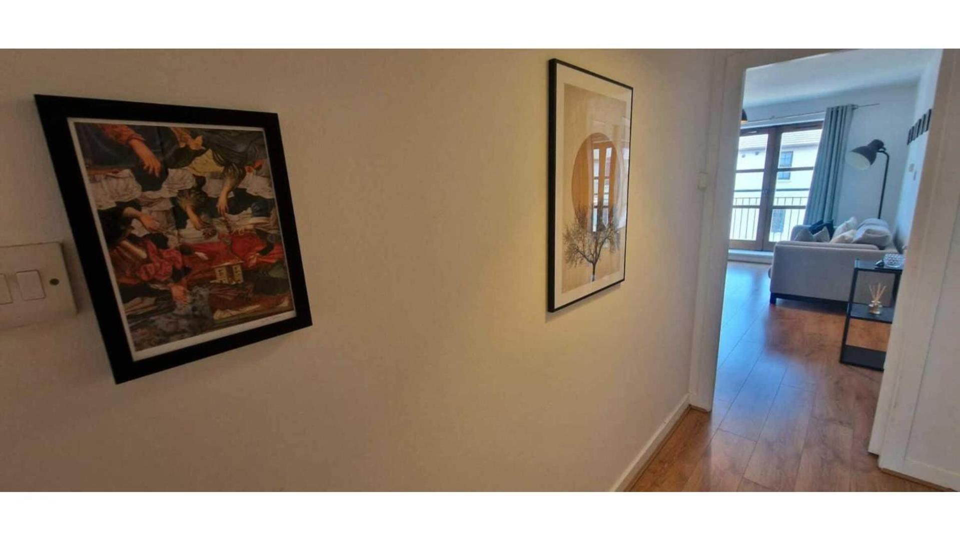 Large 2bd At Trendy Portobello Centre Apartment *