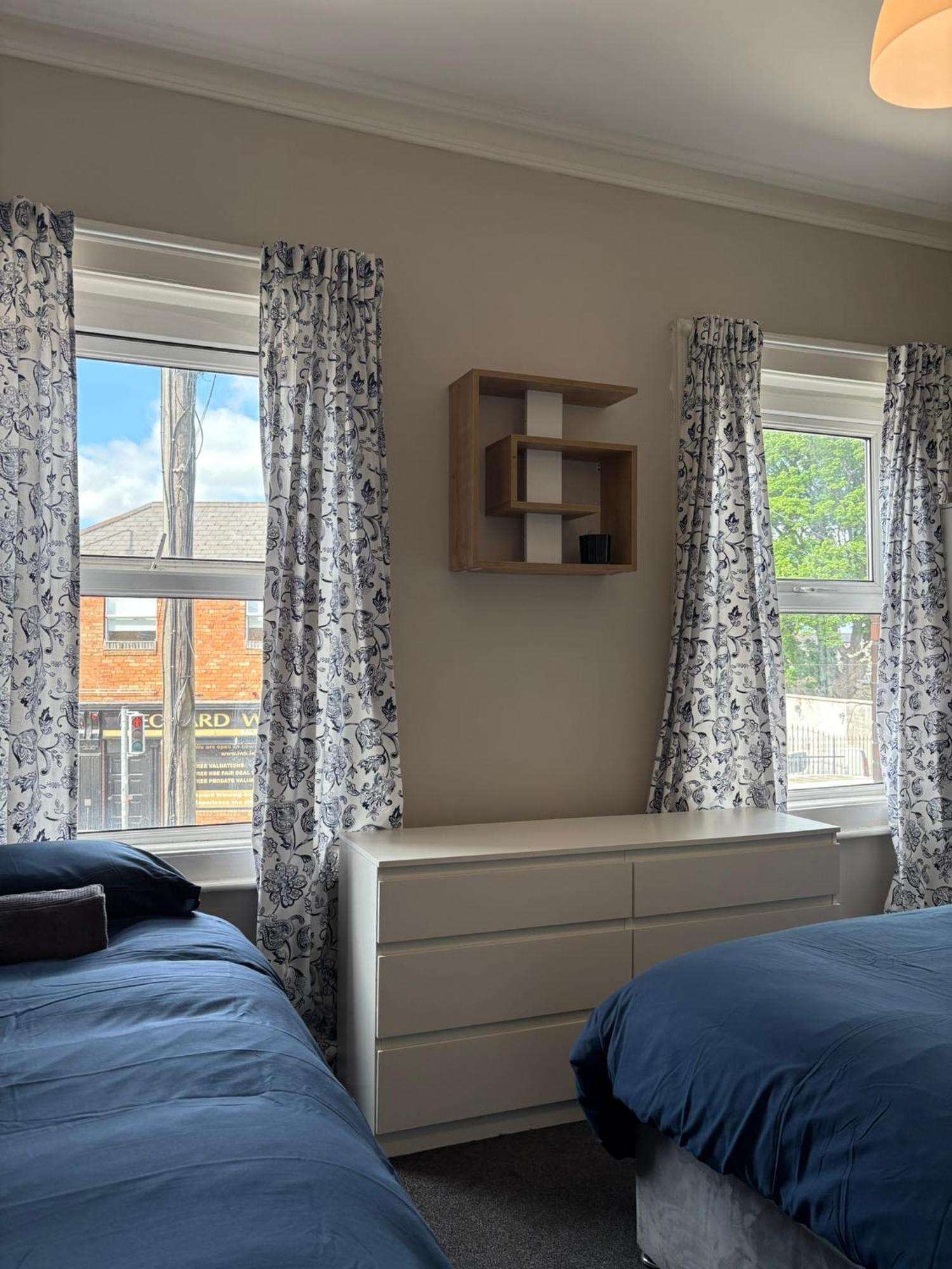 Guest house Superb Triple Near Croke Park - 1