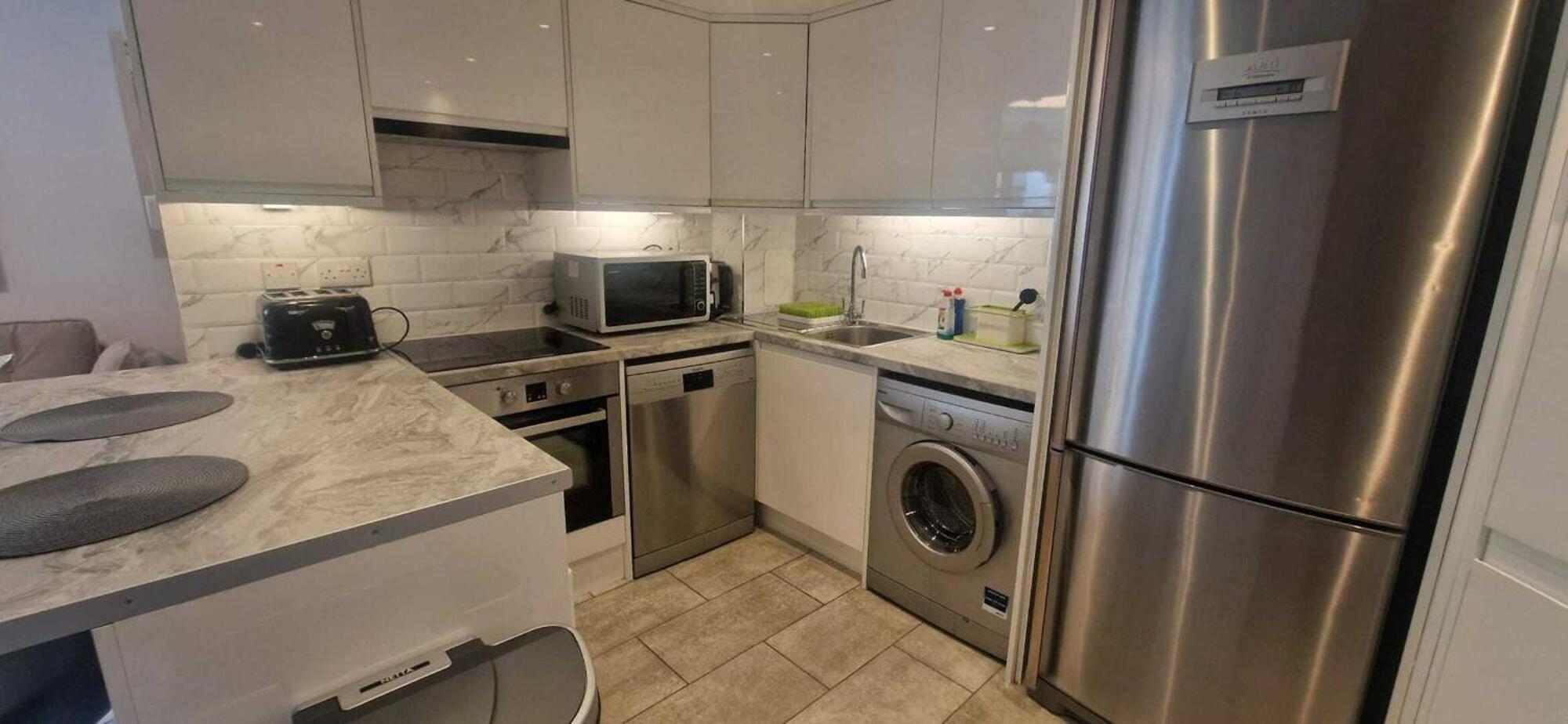 Apartment Upgraded & Slick 2bd Heart Of At Christchurch