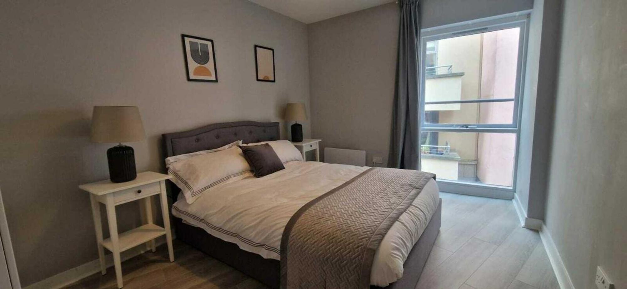 Modern Trendy & Spacious 2bd In Temple Bar
