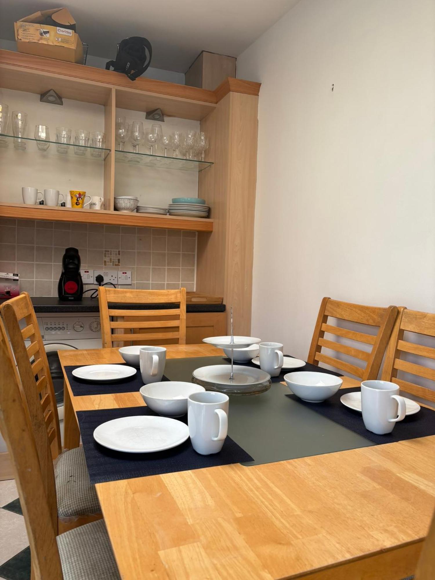 Superb Double Near Airport - 3 Guest house *