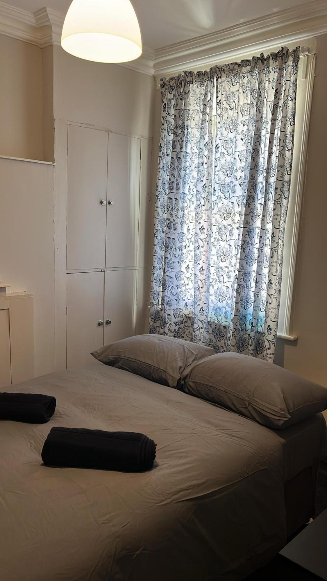 Superb Double Near Croke Park - 6 Dublin