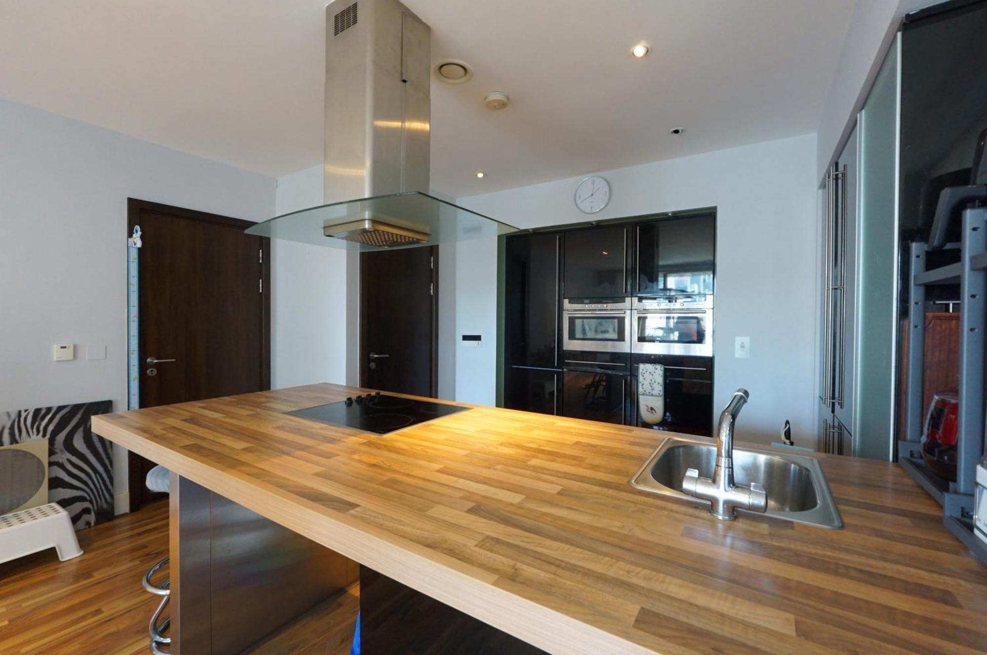A One-bedroom Cook Apartment *