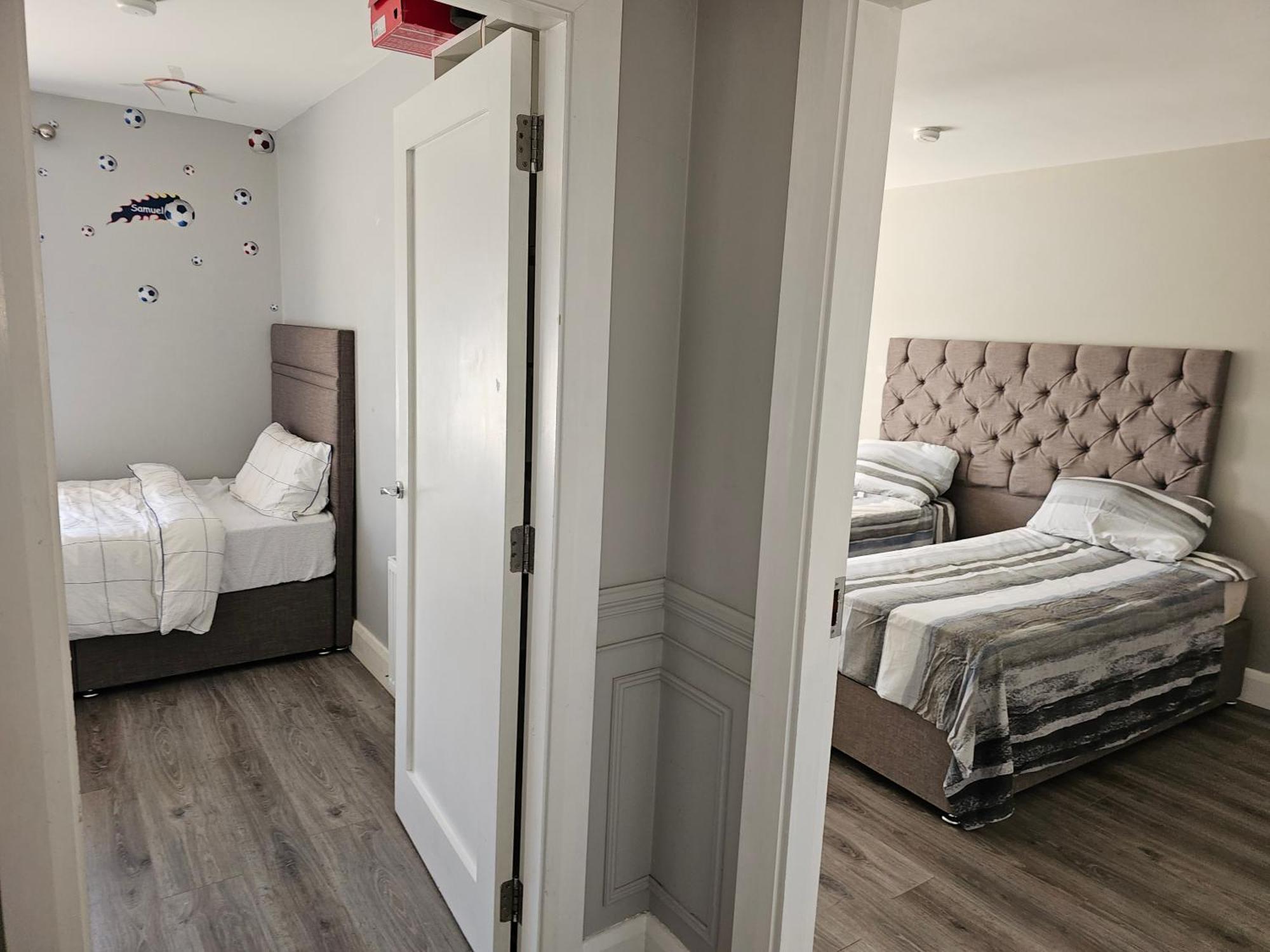 Modern 4-5 Bedroom House * Dublin