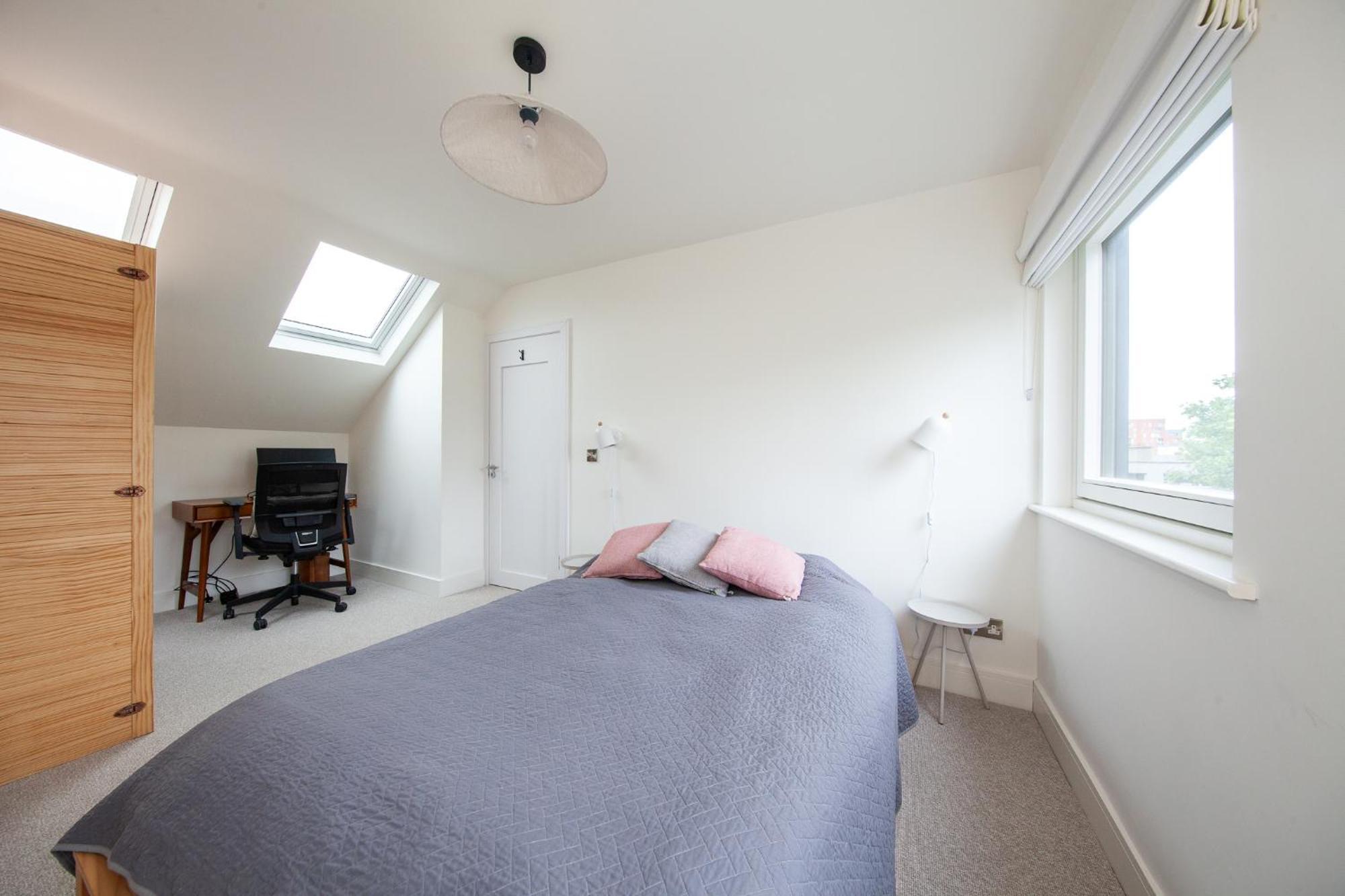 Beautiful And Spacious In South Circular Rd Holiday home