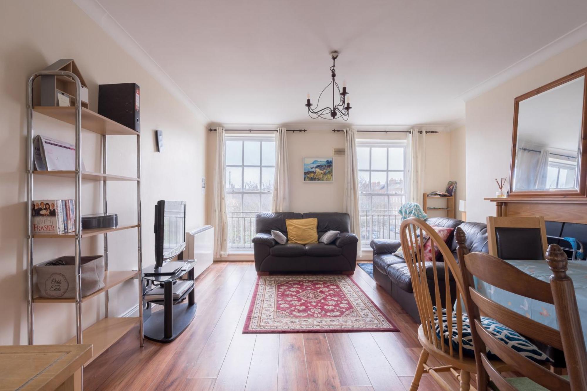 2bd Flat In Heart Of