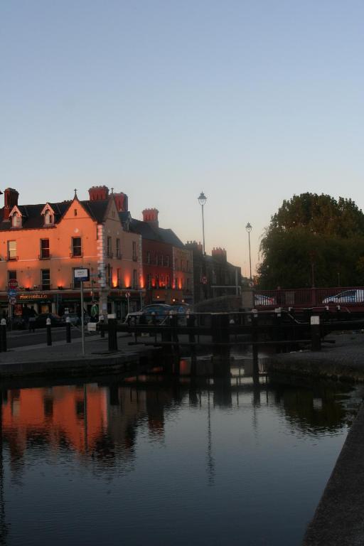 Botel Barge Hire *