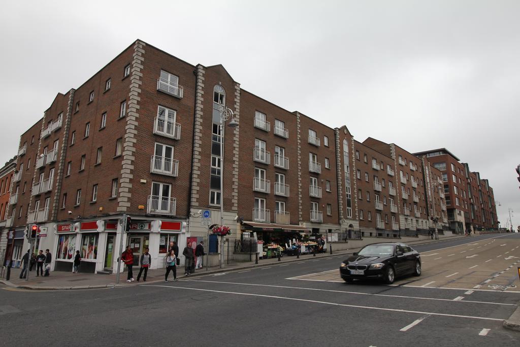 Middle Gardiner Street Apartment