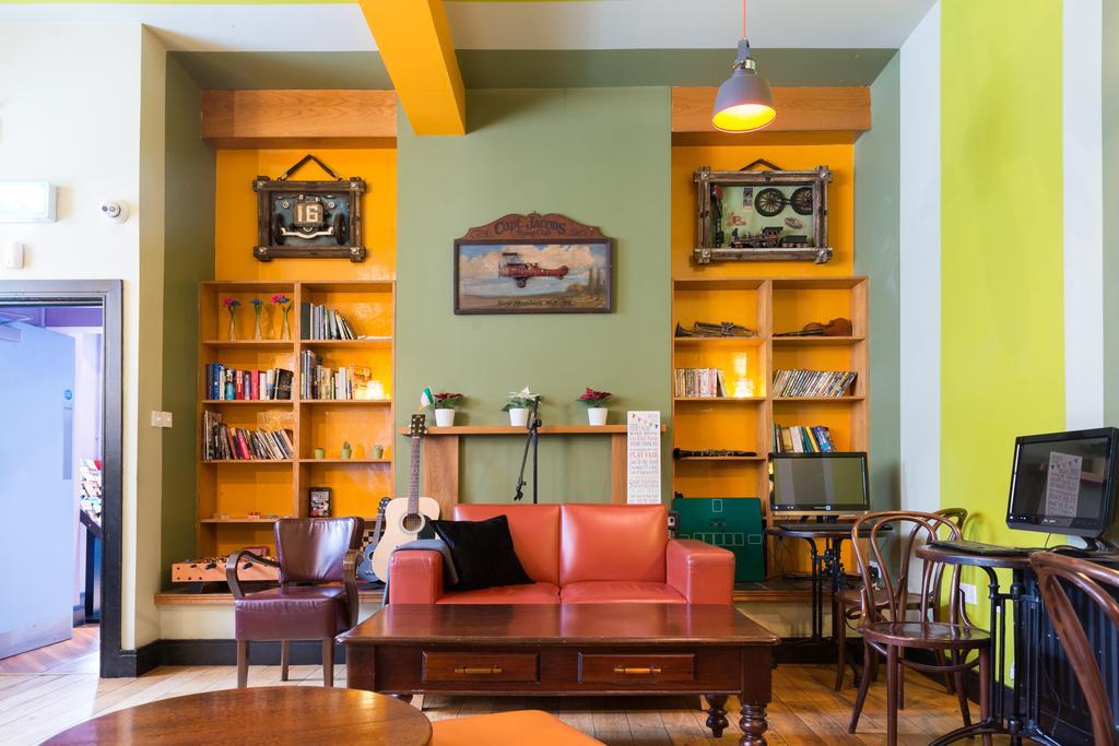 Sky Backpackers Hostel *