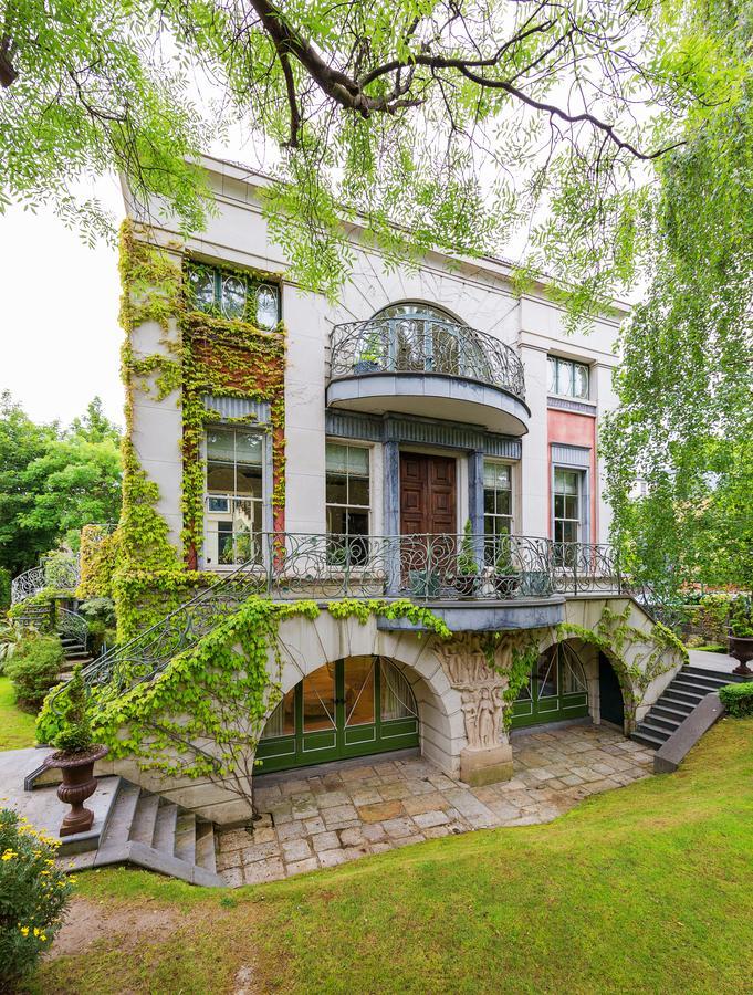 The Magical Embassy Villa Dublin