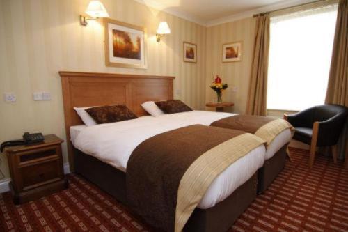 Waltons Hotel 3*