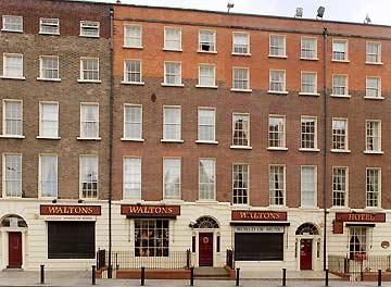 Waltons Hotel 3*