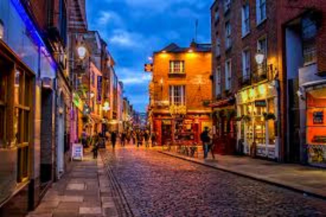 Apartment 2 Bedroom Near Grafton Street Sleeps 4 Dublin