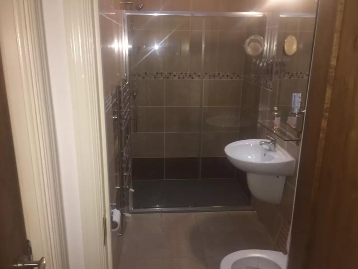 1 Bed In Heart Of Old * Dublin