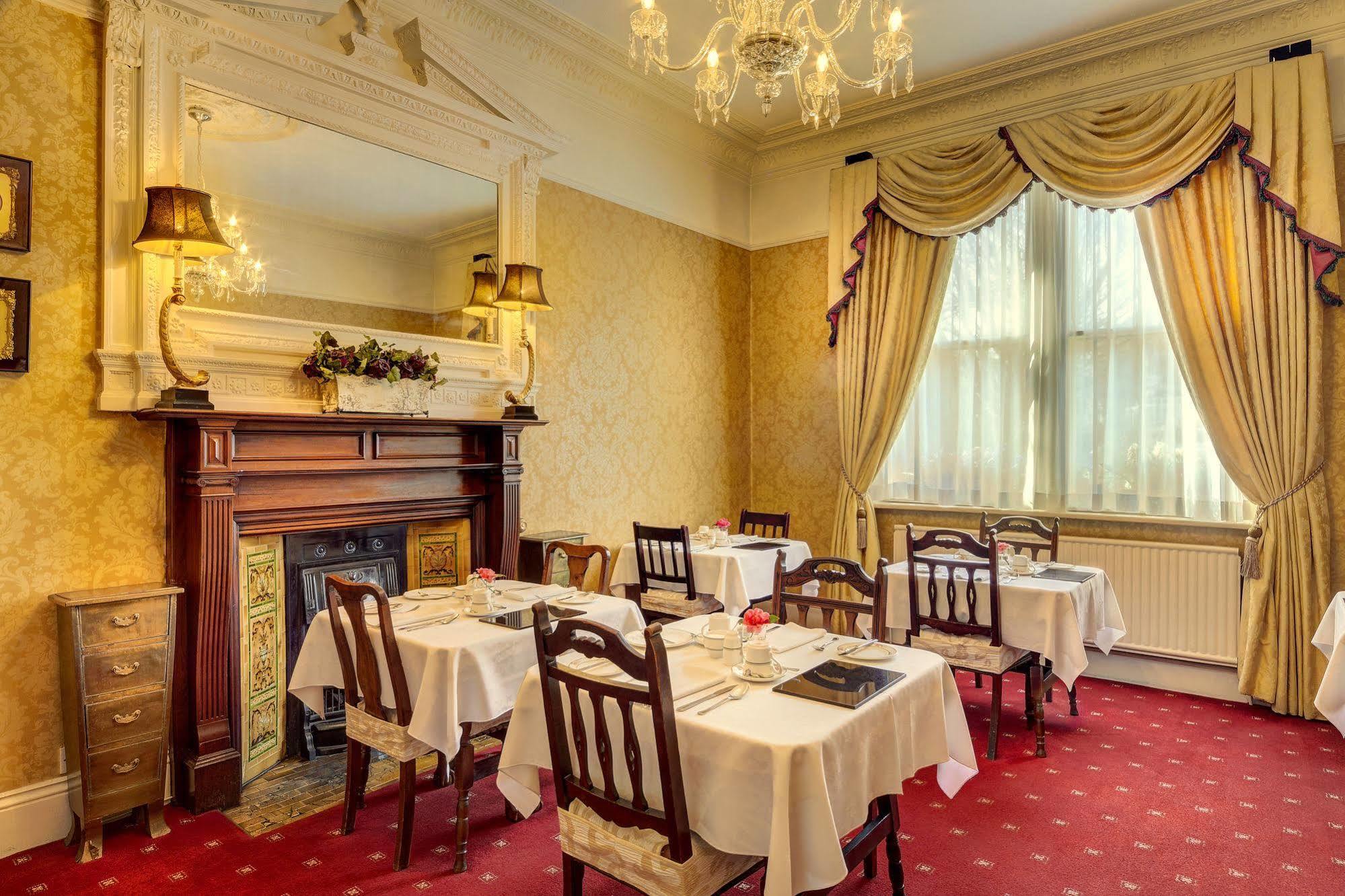 Glenogra Townhouse 4* Dublin