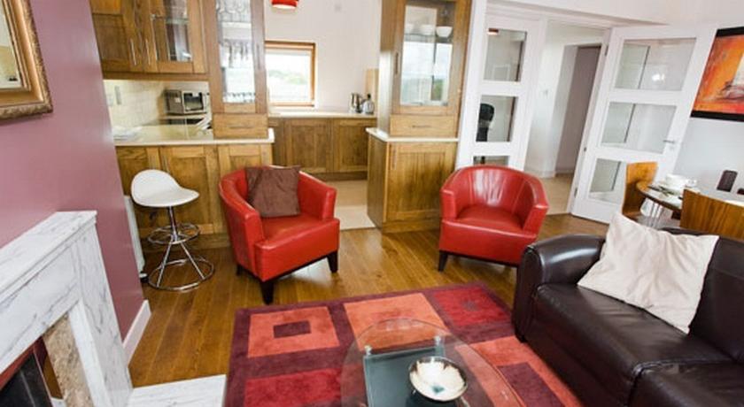 Apartment Cowper 443 *