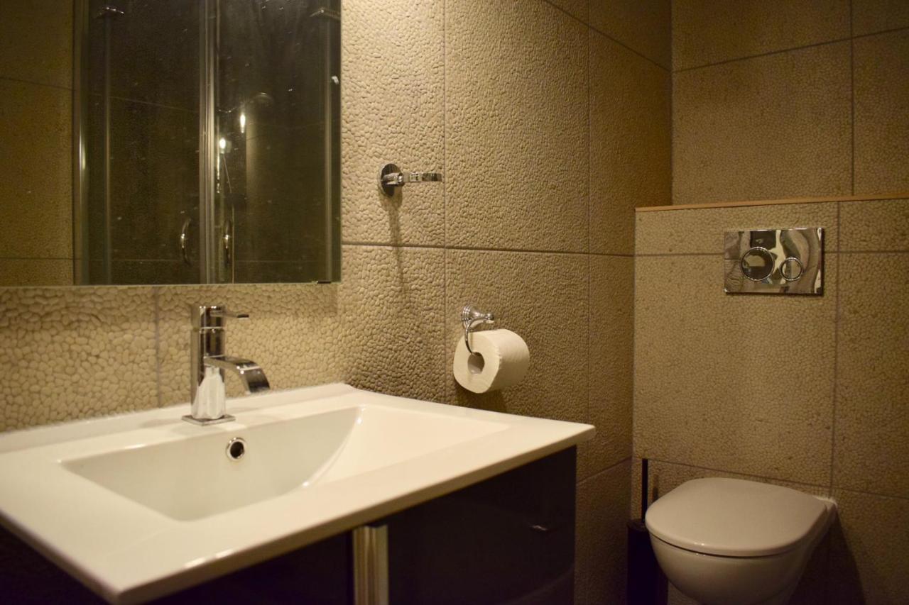 Spacious Centre Apartment *