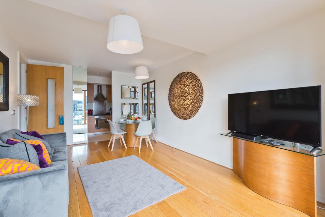 Sweet - Lovely Riverside Apartment Dublin